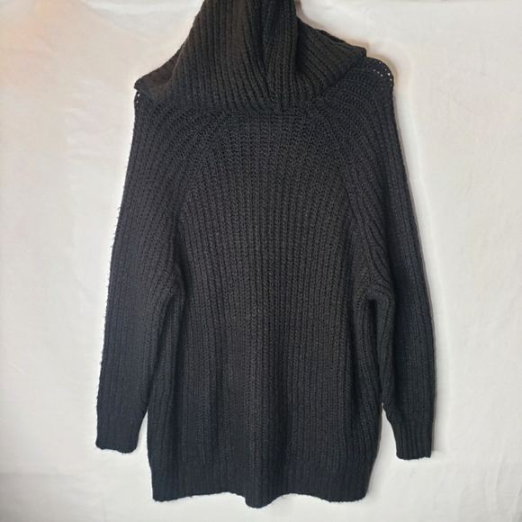 Torrid Raglan Hoodie Pullover Black Embroidered Stars Bolt Size 0 Large 12 NWT - Picture 6 of 15